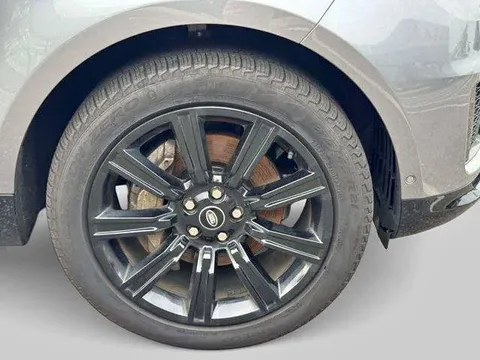 2022 Land Rover Range Rover Sport HSE Silver Edition