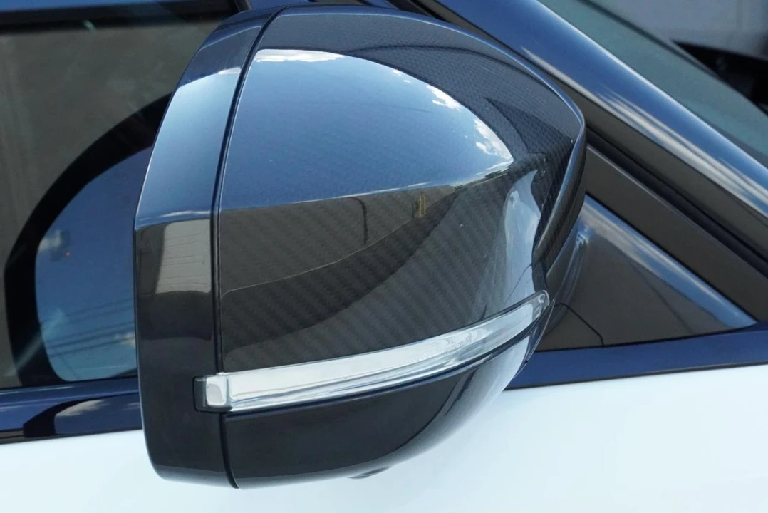 2022 Land Rover Range Rover Sport SVR L494 - Image 17 of 31