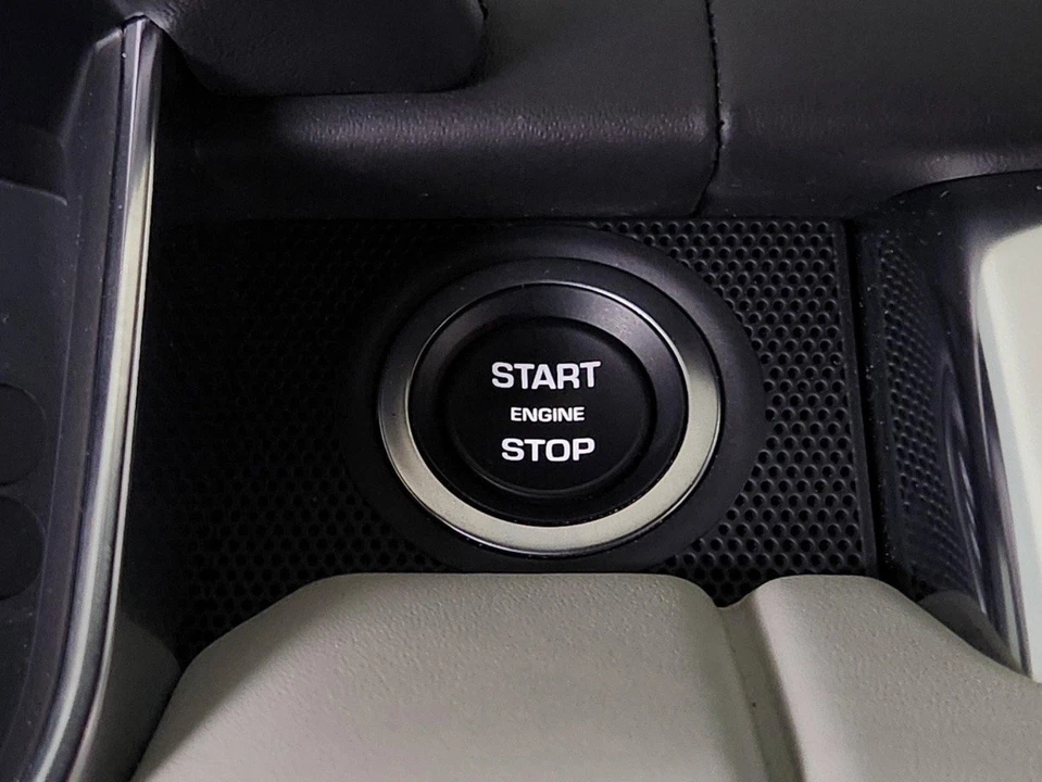 2022 Land Rover Range Rover Sport SVR L494 - Image 18 of 21