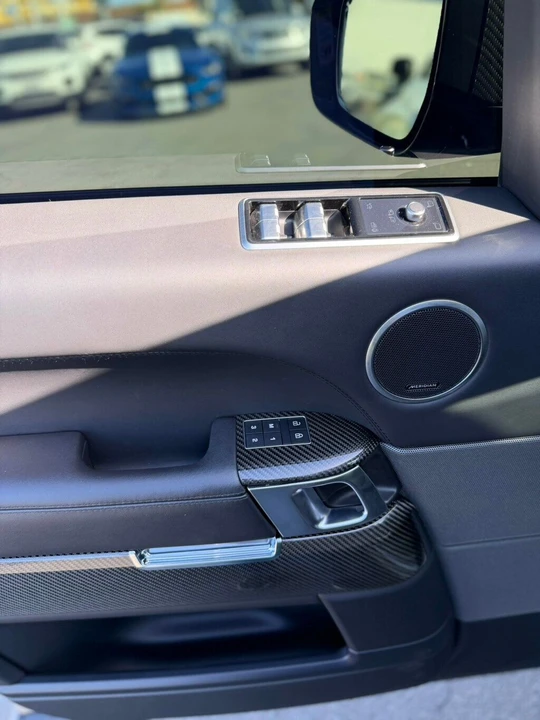 2022 Land Rover - Image 20 of 30