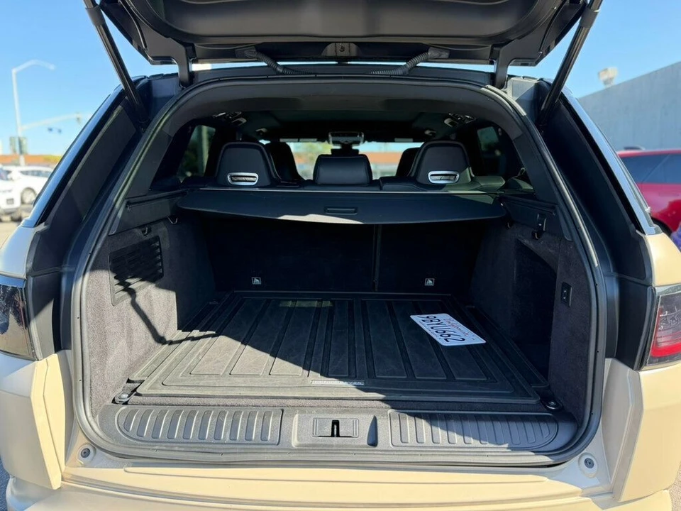 2022 Land Rover - Image 25 of 30