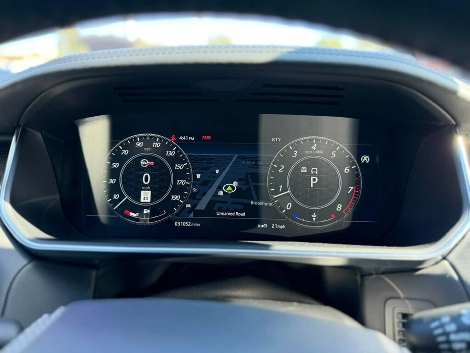 2022 Land Rover - Image 13 of 30