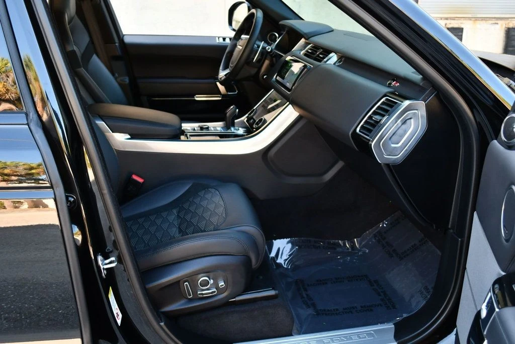 2022 Land Rover Range Rover Sport SVR L494 - Image 22 of 31
