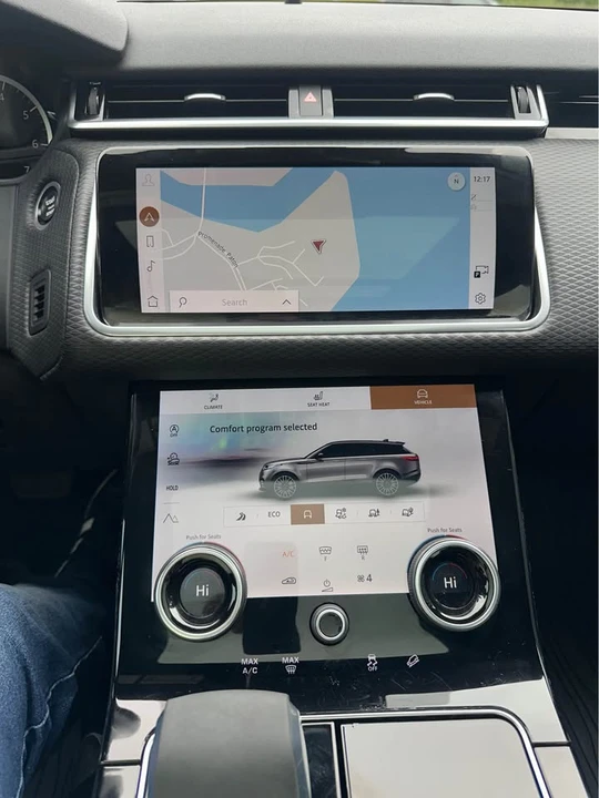 2022 Land Rover Range Rover Velar - Image 16 of 20