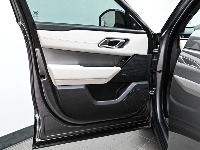 2022 Land Rover Range Rover Velar - Image 9 of 20