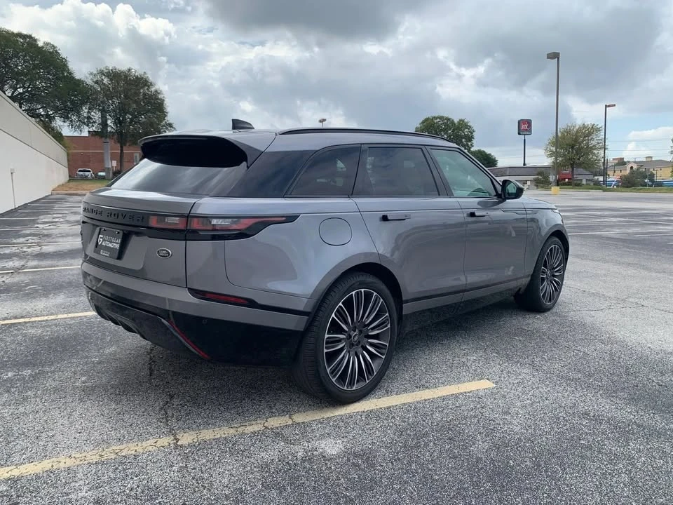 2022 Land Rover Range Rover Velar - Image 10 of 20