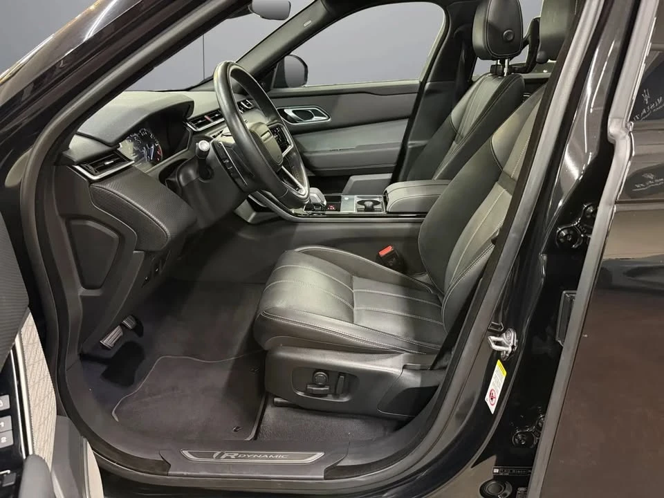 2022 Land Rover Range Rover Velar - Image 9 of 10