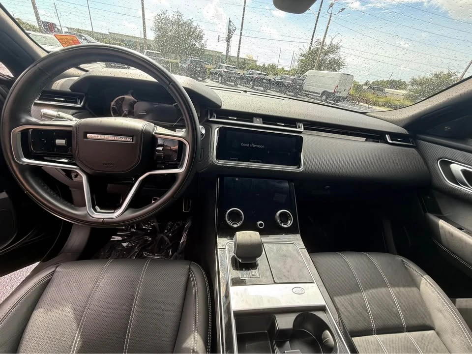 2022 Land Rover Range Rover Velar - Image 3 of 9