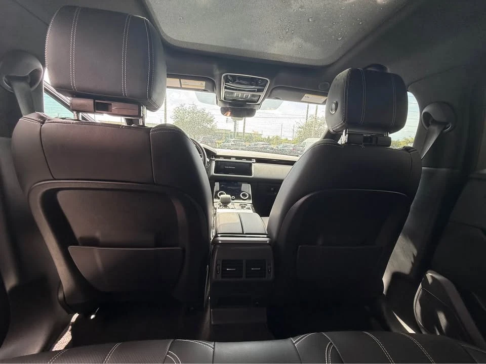 2022 Land Rover Range Rover Velar - Image 5 of 9