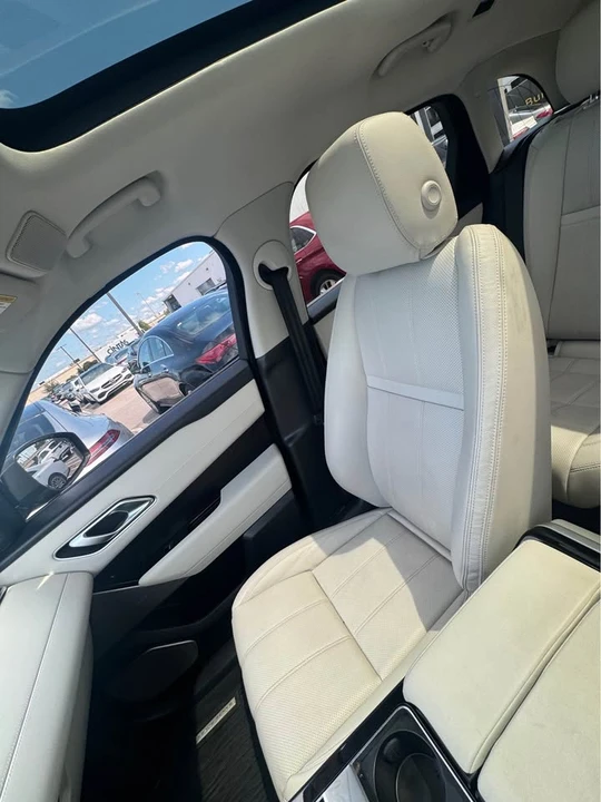 2022 Land Rover Range Rover Velar - Image 9 of 18