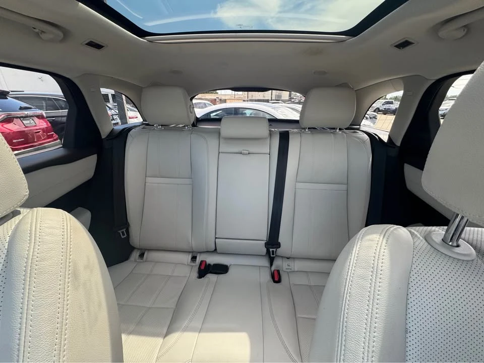 2022 Land Rover Range Rover Velar - Image 13 of 18