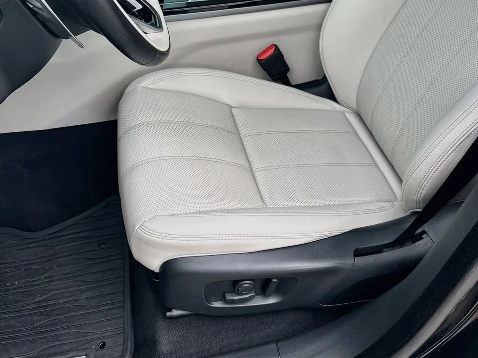 2022 Land Rover Range Rover Velar - Image 19 of 20