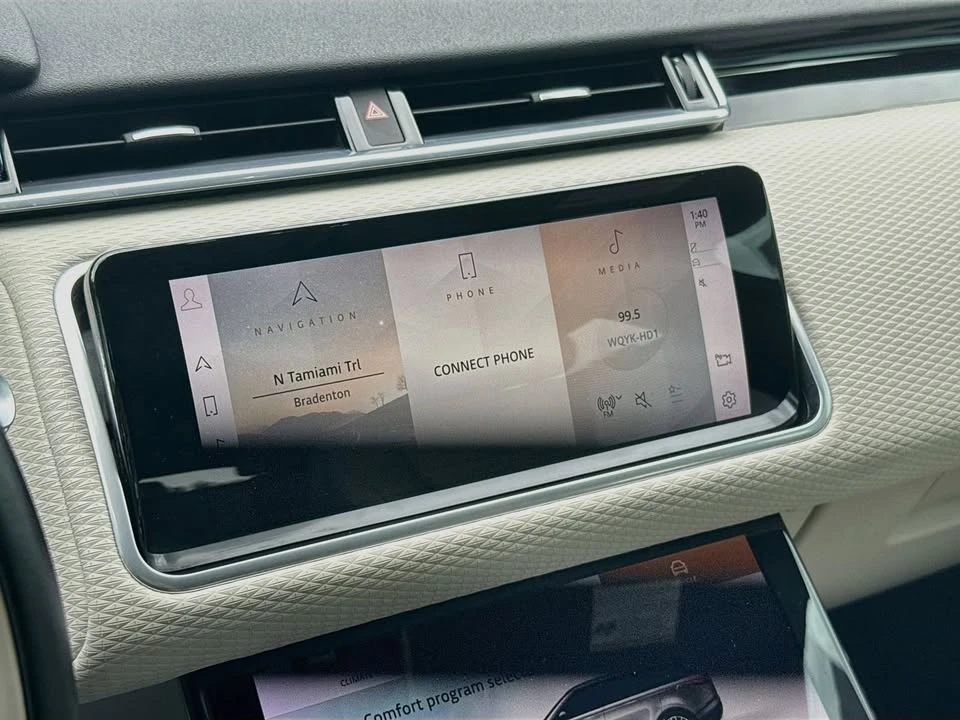 2022 Land Rover Range Rover Velar - Image 14 of 20