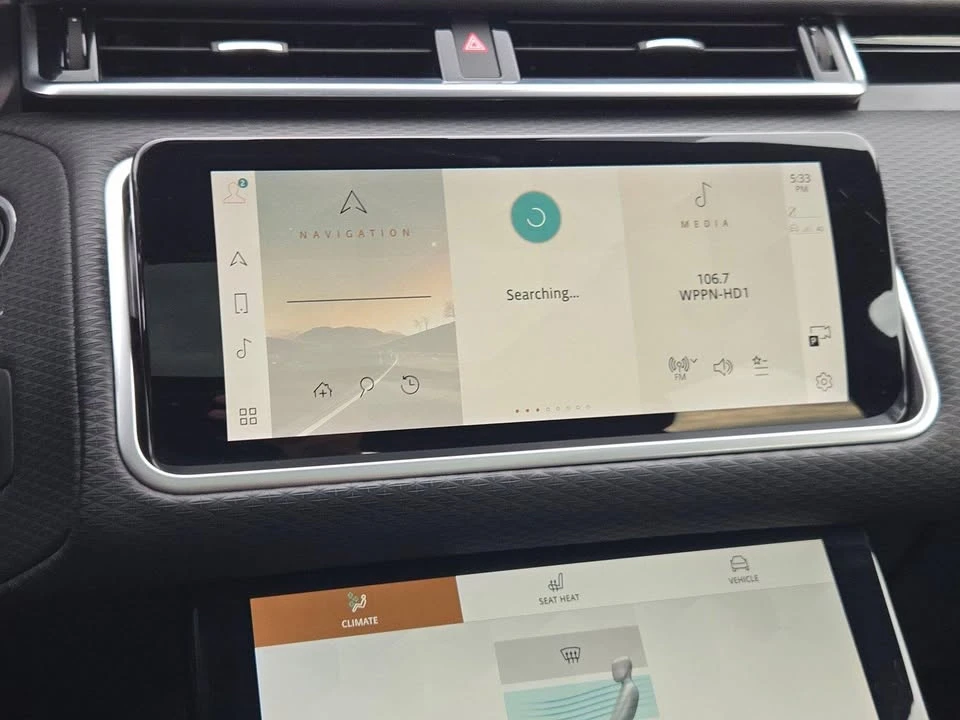 2022 Land Rover Range Rover Velar - Image 7 of 20