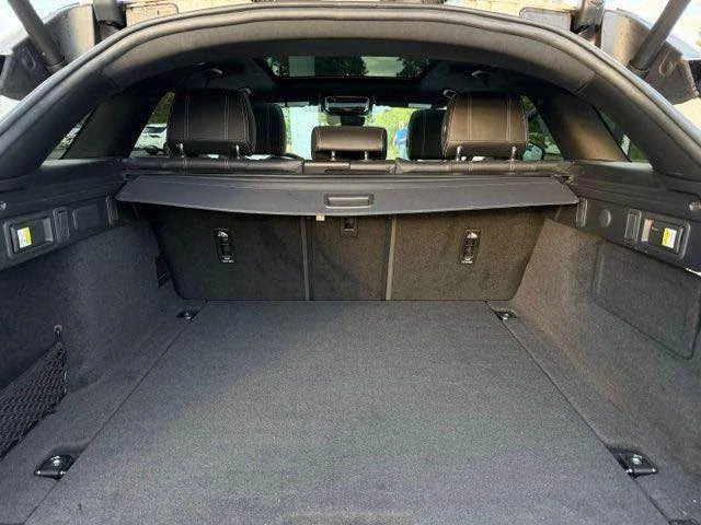 2022 Land Rover Range Rover Velar - Image 17 of 20