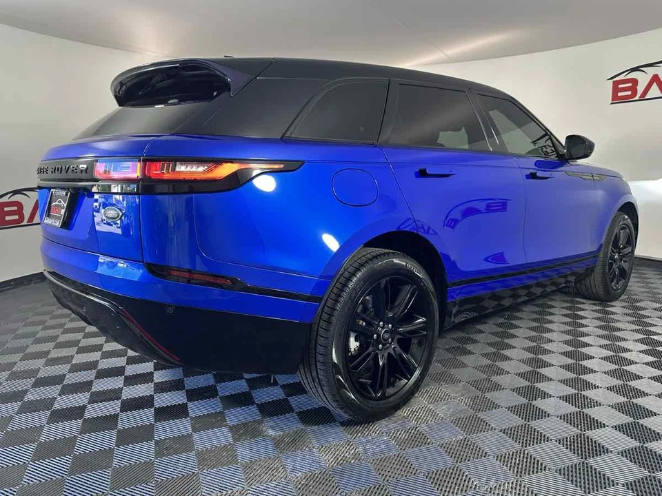 2022 Land Rover Range Rover Velar - Image 9 of 21