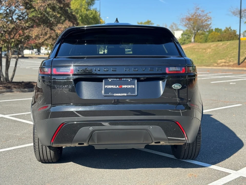 2022 Land Rover Range Rover Velar - Image 10 of 12