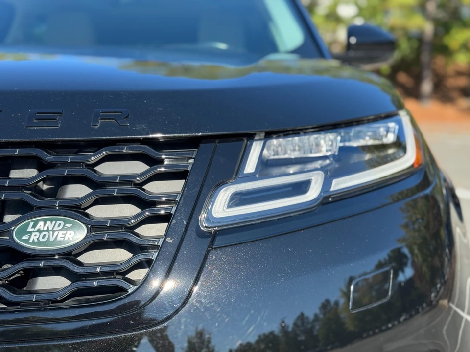 2022 Land Rover Range Rover Velar - Image 17 of 21