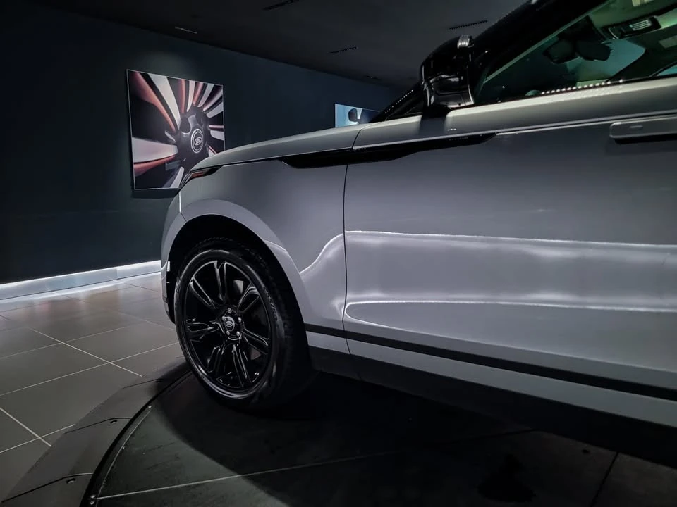 2022 Land Rover Range Rover Velar - Image 9 of 20