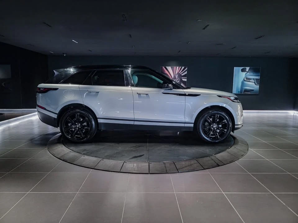2022 Land Rover Range Rover Velar - Image 4 of 20