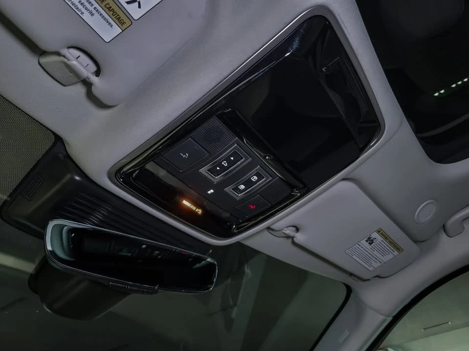 2022 Land Rover Range Rover Velar - Image 18 of 20