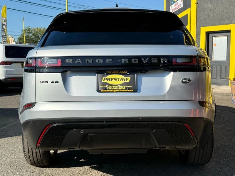 2022 Land Rover Range Rover Velar - Image 5 of 12