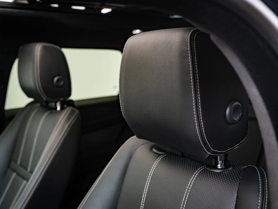 2022 Land Rover Range Rover Velar - Image 20 of 21