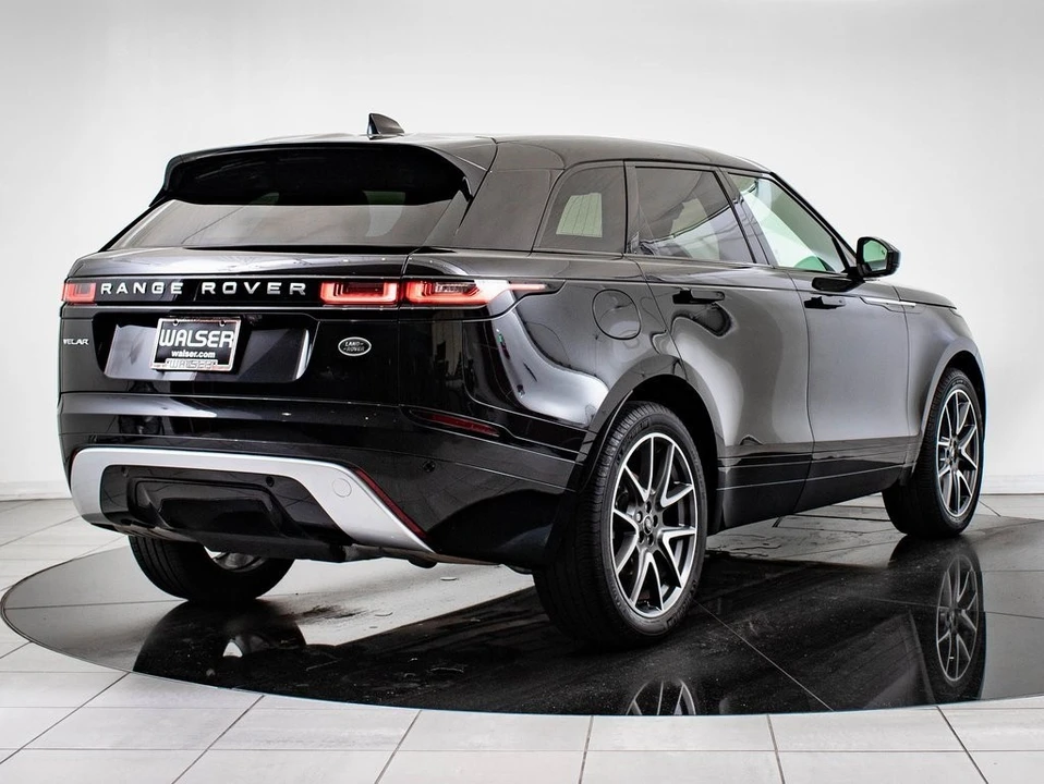 2022 Land Rover Range Rover Velar - Image 10 of 21