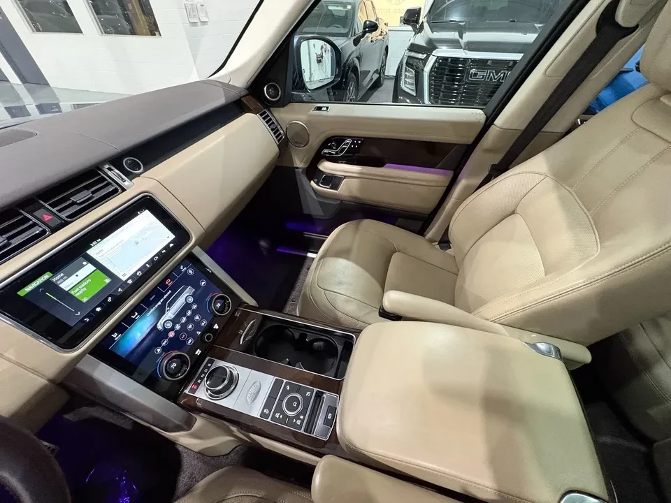 2022 Land Rover Range Rover L460 - Image 13 of 19