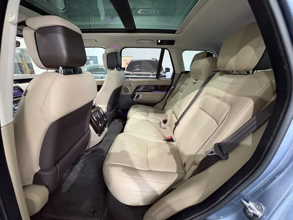 2022 Land Rover Range Rover L460 - Image 15 of 19