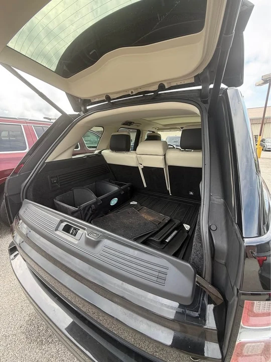 2022 Land Rover Range Rover L460 - Image 9 of 11