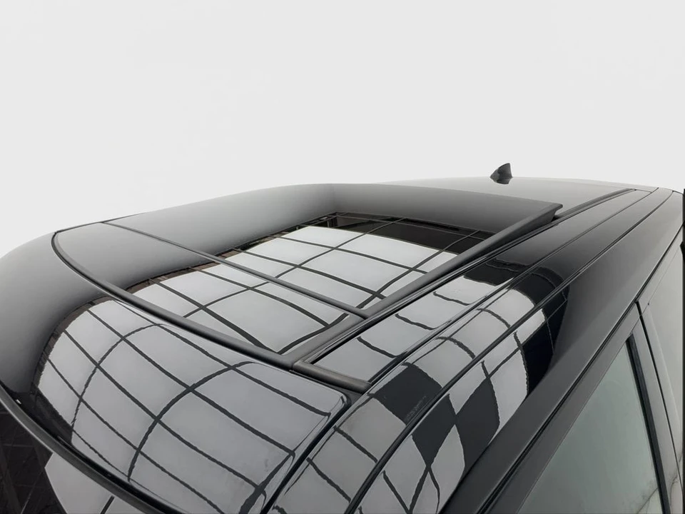 2022 Land Rover Range Rover L460 - Image 16 of 31
