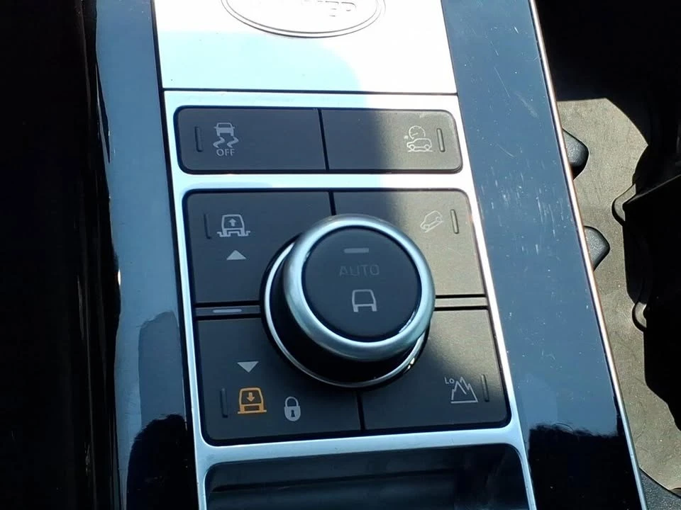2022 Land Rover Range Rover L460 - Image 14 of 17