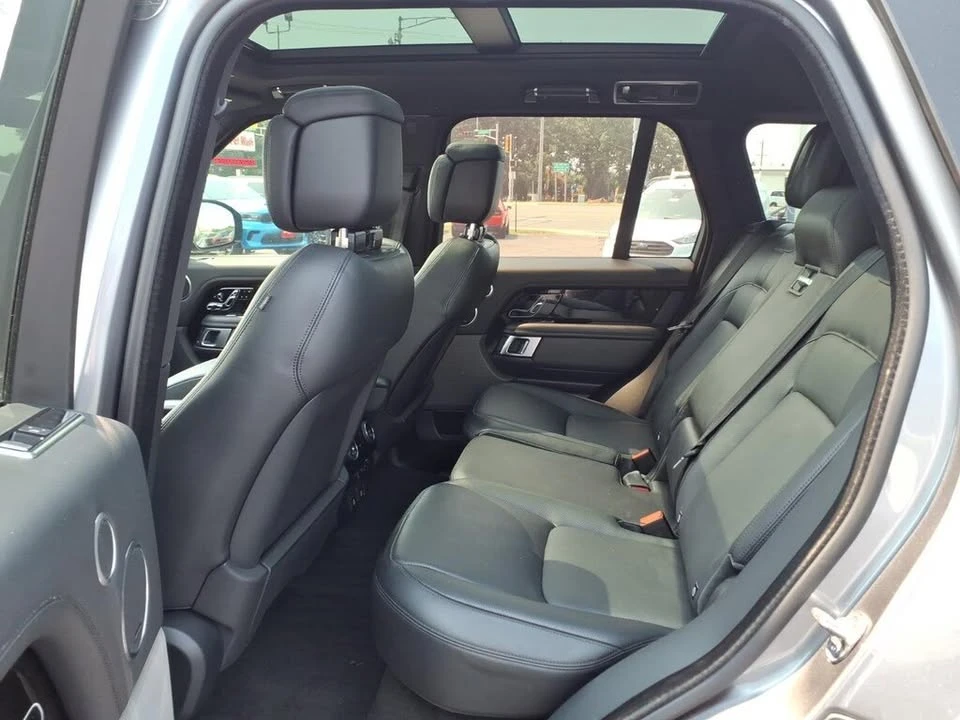 2022 Land Rover Range Rover L460 - Image 17 of 17