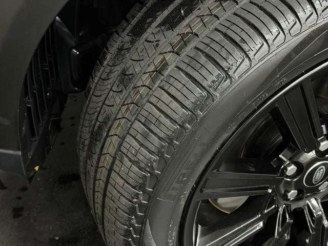 2022 Land Rover Range Rover L460 - Image 17 of 21