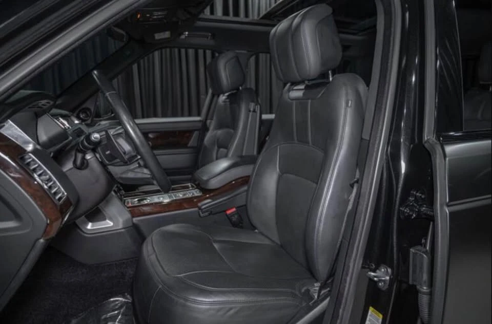 2022 Land Rover Range Rover L460 - Image 3 of 5