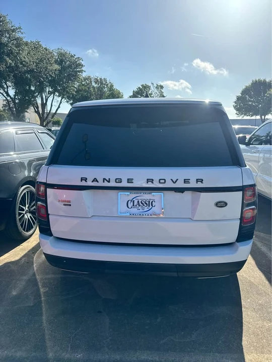 2022 Land Rover Range Rover L460 - Image 4 of 4
