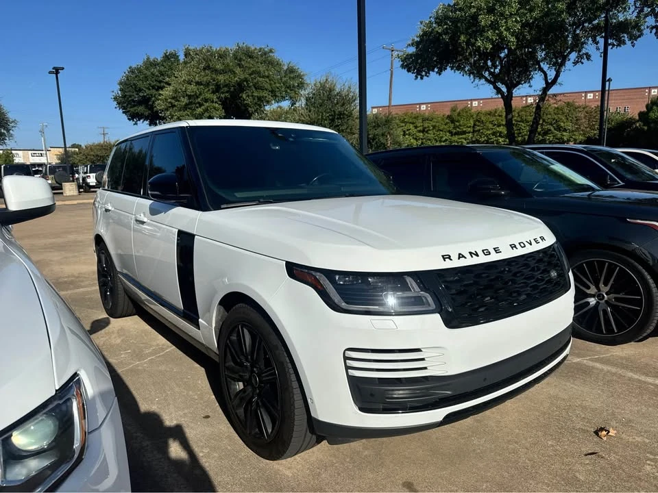 2022 Land Rover Range Rover L460 - Image 3 of 4