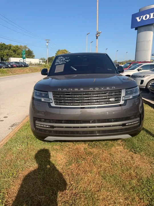 2022 Land Rover Range Rover L460 - Image 2 of 8