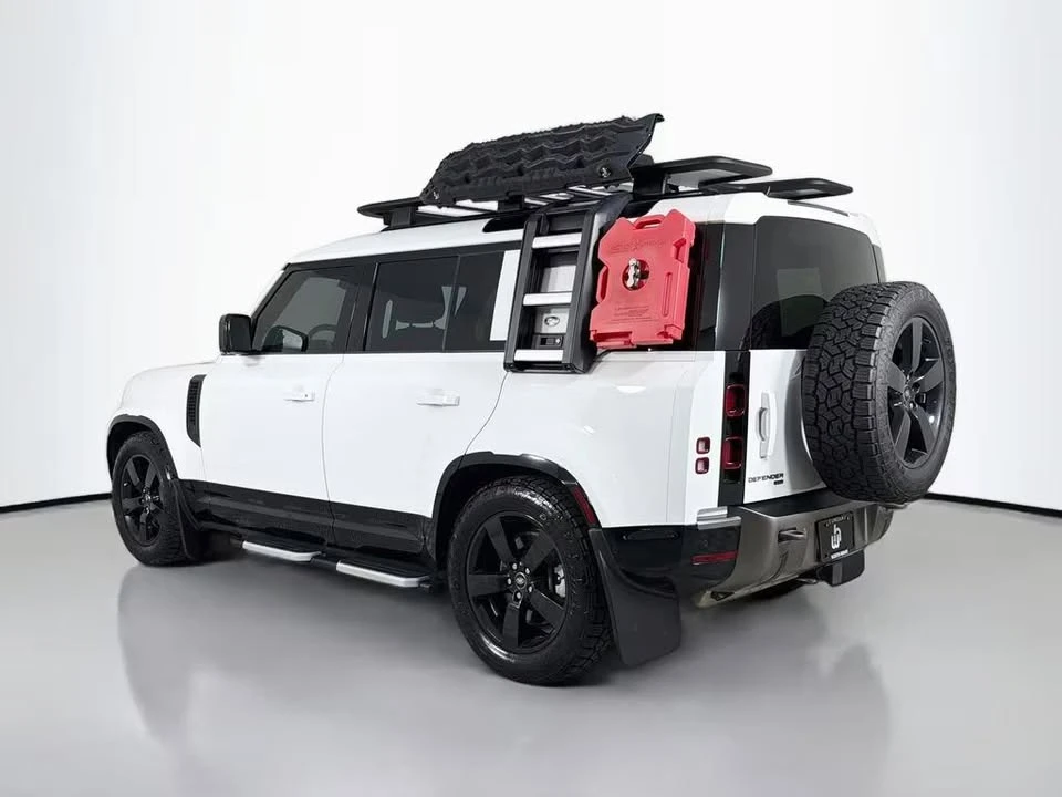 2022 Land Rover Defender L663 - Image 7 of 20