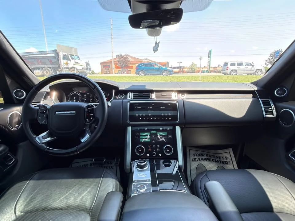 2022 Land Rover Range Rover L460 - Image 16 of 17