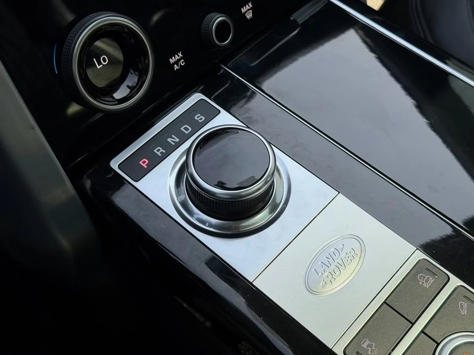 2022 Land Rover Range Rover L460 - Image 10 of 17