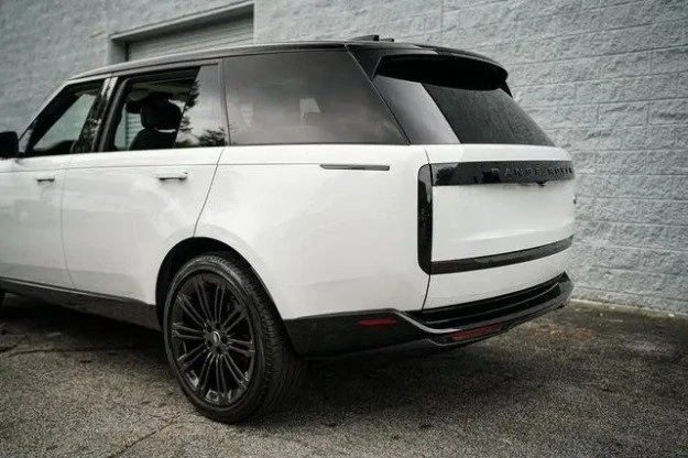 2022 Land Rover Range Rover L460 - Image 4 of 4