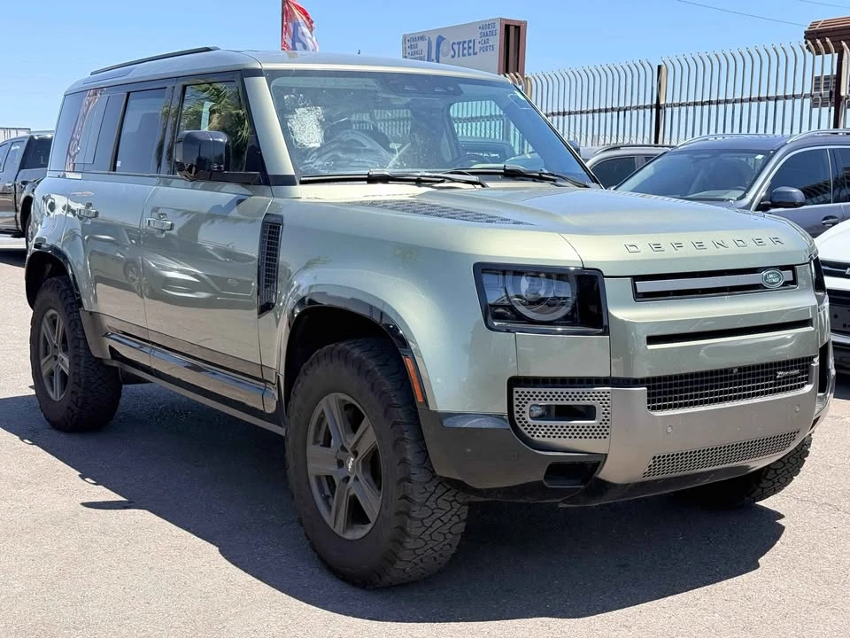 2022 Land Rover Defender V8 - Image 3 of 9