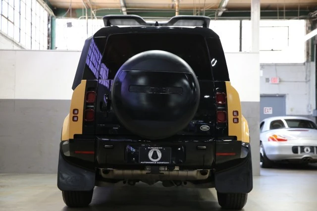 2022 Land Rover Defender L663 - Image 5 of 24