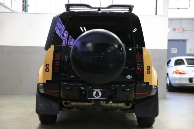 2022 Land Rover Defender - Image 21 of 24