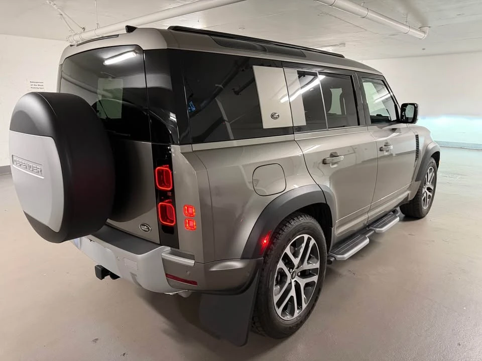 2022 Land Rover Defender L663 - Image 10 of 20