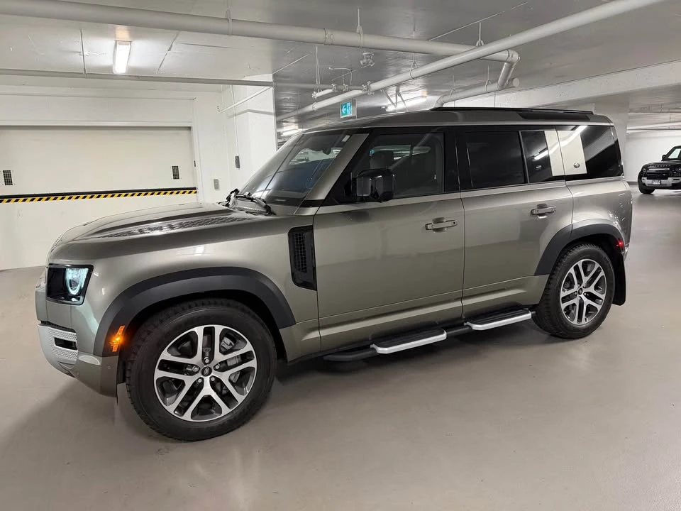2022 Land Rover Defender L663 - Image 2 of 20