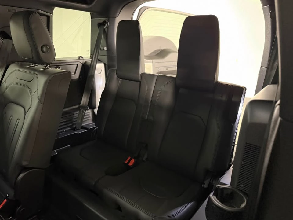 2022 Land Rover Defender L663 - Image 11 of 17