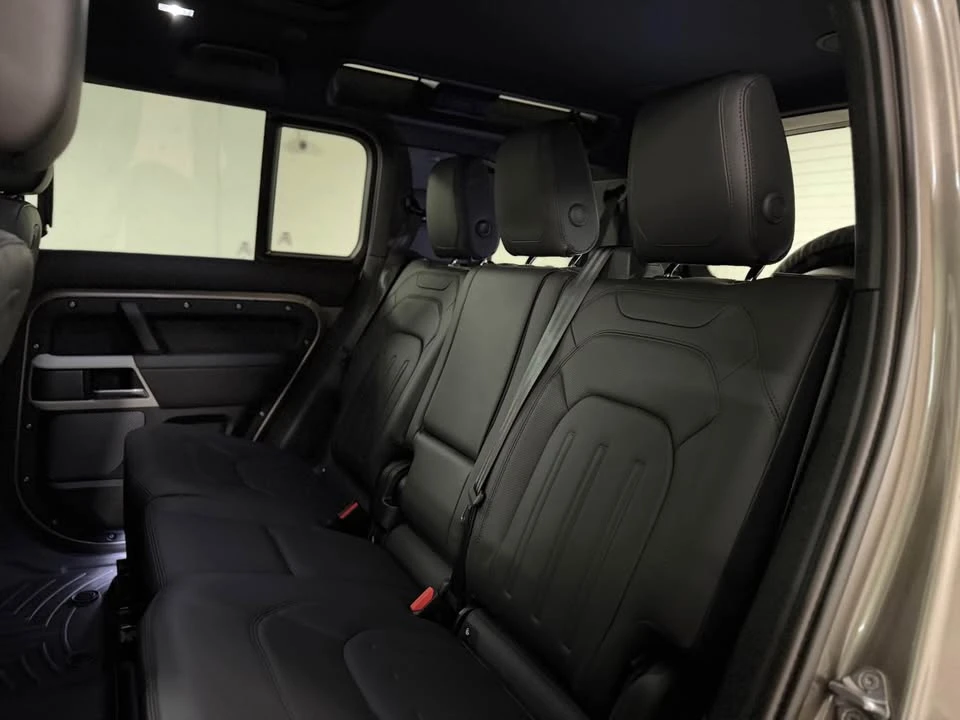 2022 Land Rover Defender L663 - Image 10 of 17